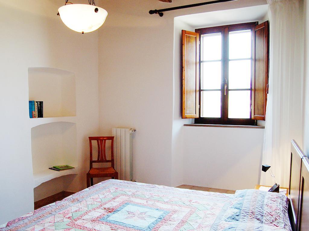 Le Valli Aparthotel Pomarance Habitación foto